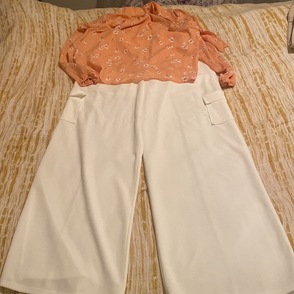 White, Venus, cargo slacks. - Picture 3 of 7